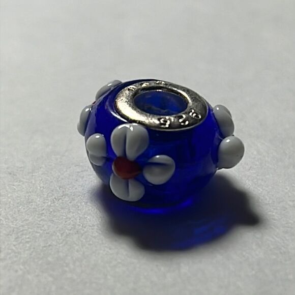 3/25 Murano charm - Picture 1 of 2